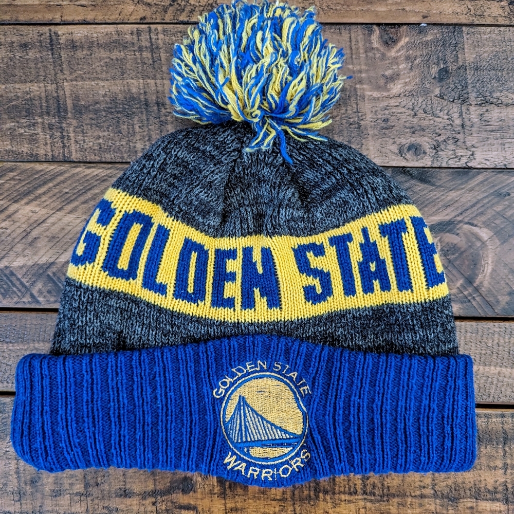 NBA Golden State Warriors Cuffed Beanie with Pom-Pom OSFM